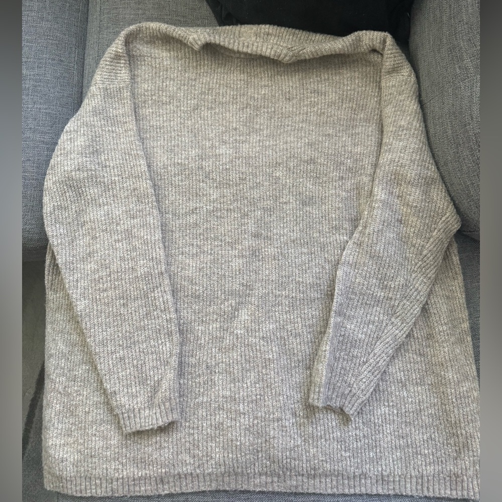 DISSH Anderson jumper in beige